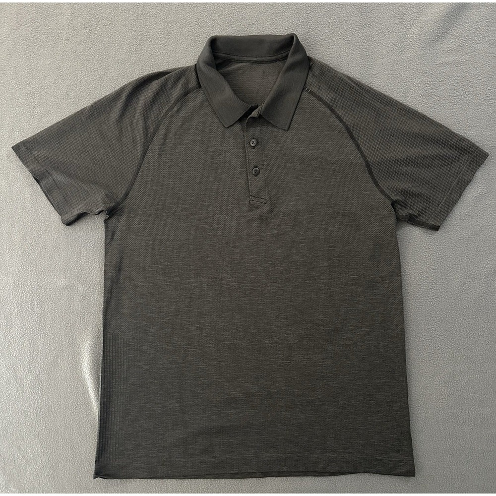 Lululemon Metal Vent Tech Polo Shirt Size Medium Short Sleeve Black Performance